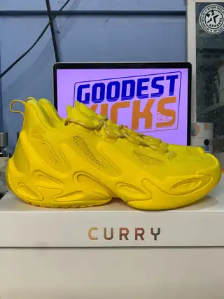 Curry 13 'Warning'